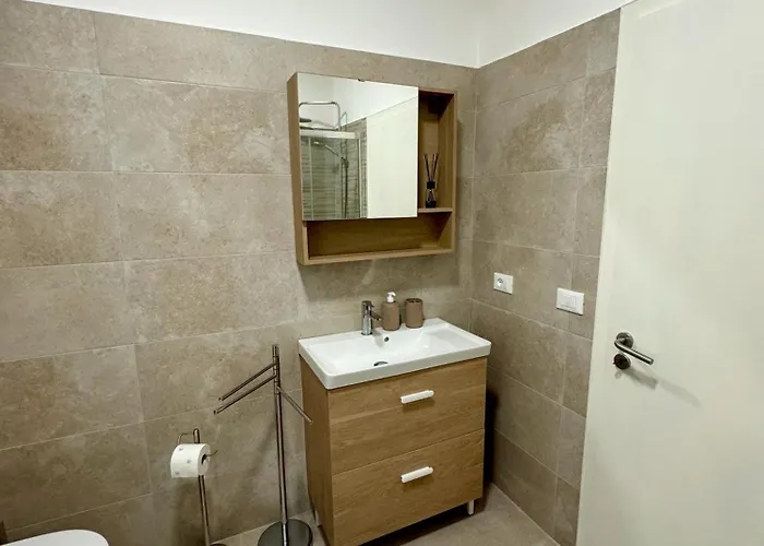 Daire Ca' Nova, Stazione E Centro