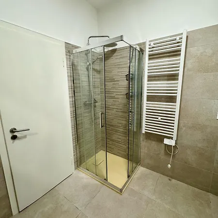 Ca' Nova, Stazione E Centro Apartment *