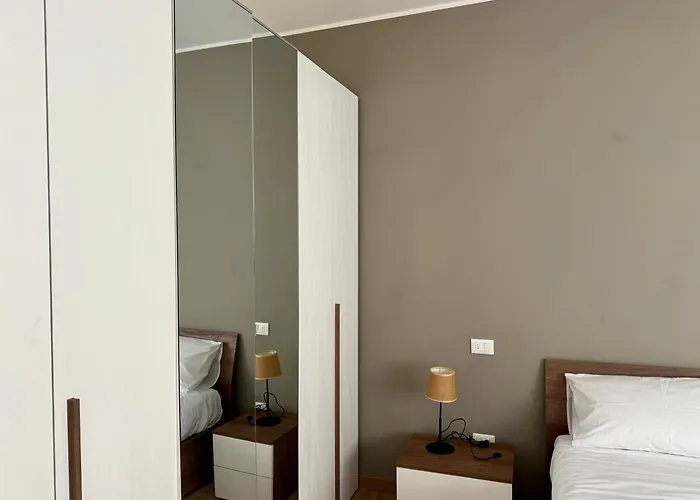 Ca' Nova, Stazione E Centro * טרוויסו