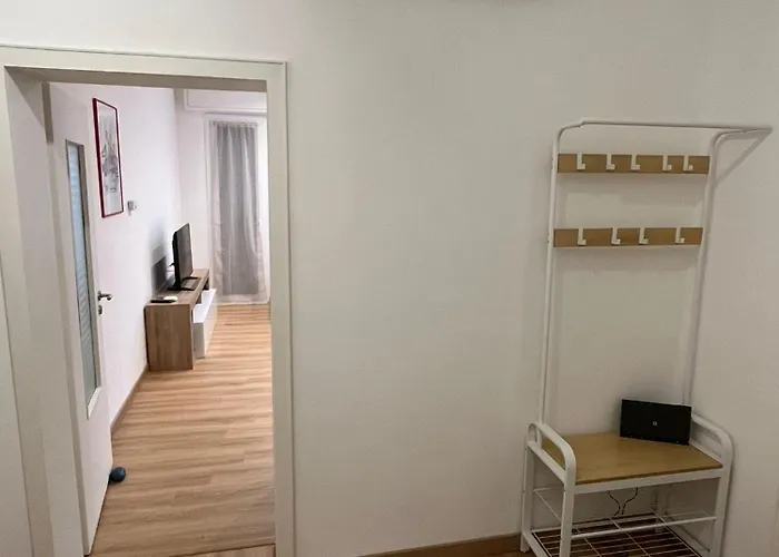 Ca' Nova, Stazione E Centro דירה *